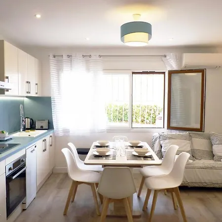 Le Belvedere, 2 Pieces, Plages A 400m Apartment